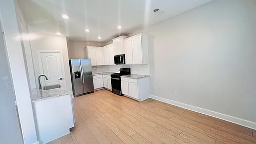 1320 Windermere Way Photo 1