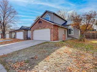 541 Chiswick Cir, Highlands Ranch, CO 80126