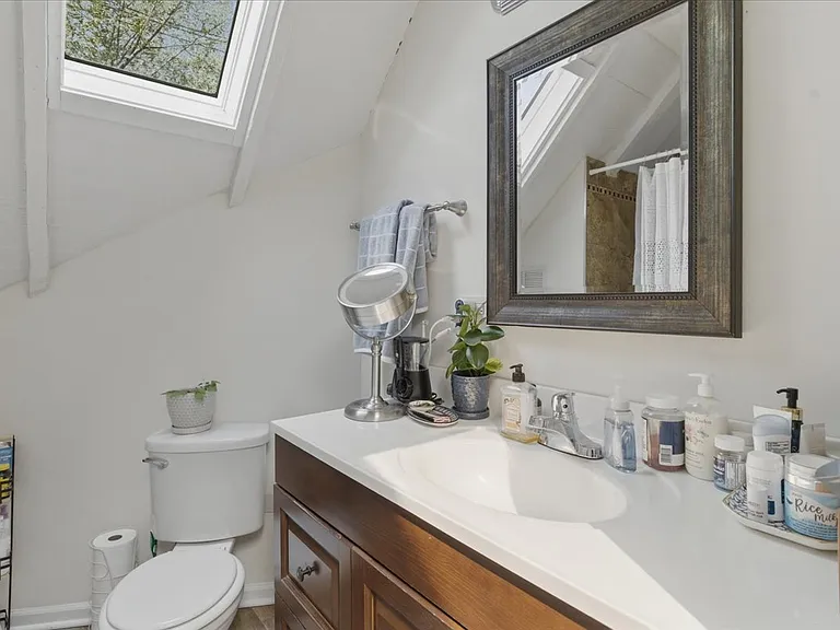 3144 N Southport Ave #CH — Photo 6