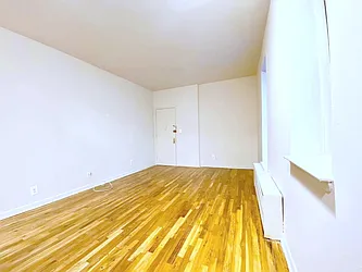 Rented by Manhattan Spaces