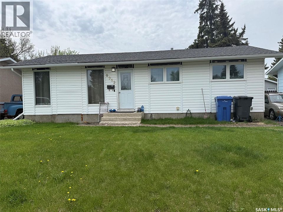 1st image of 8912 Deans Cres