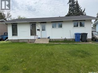 8912 Deans Cres, North Battleford, SK S9A3H7