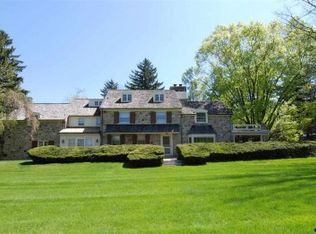 1029 Smallbrook Ln, York, PA 17403