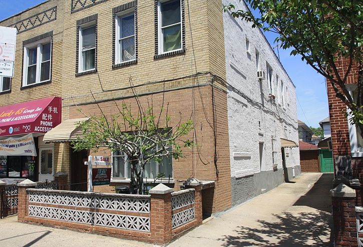 1st image of 2351 65th St