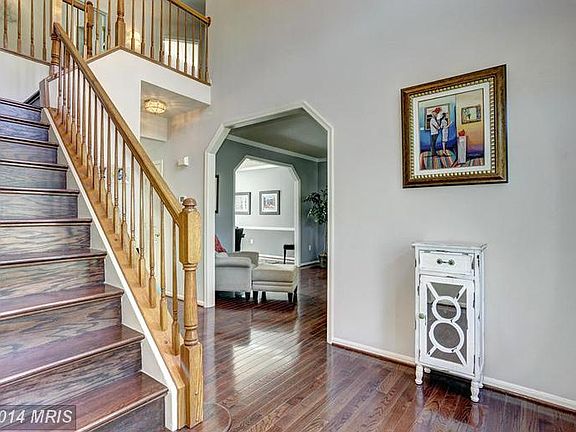 2nd image of 5912 Rhode Island Dr