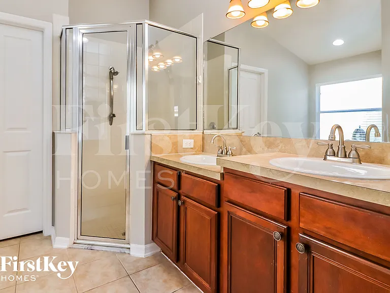 6201 Gannetdale Dr — Photo 10