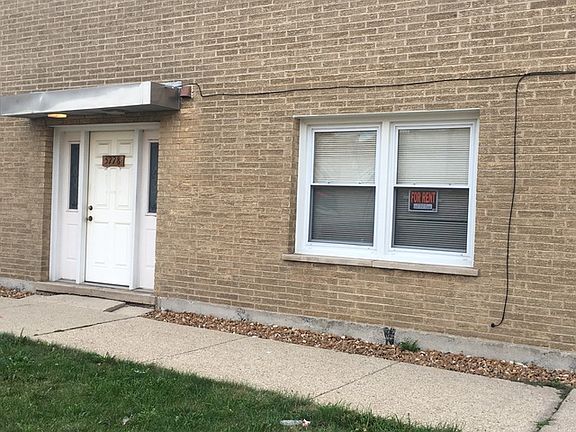 2nd image of 5778 S Archer Ave APT 1