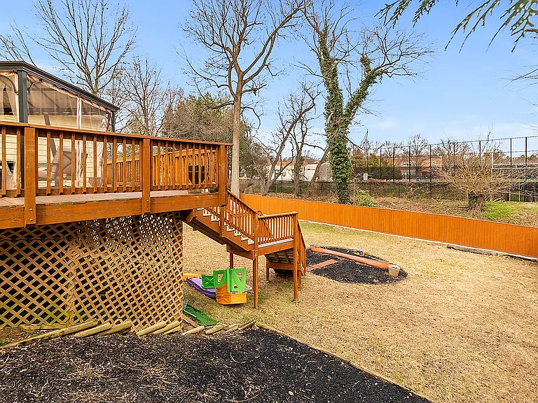 6138 Beachway Dr — Photo 46