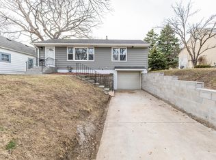 1937 Carl St, Lauderdale, MN 55113