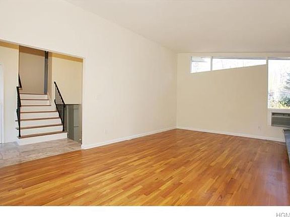 4th image of 57 Clements Pl