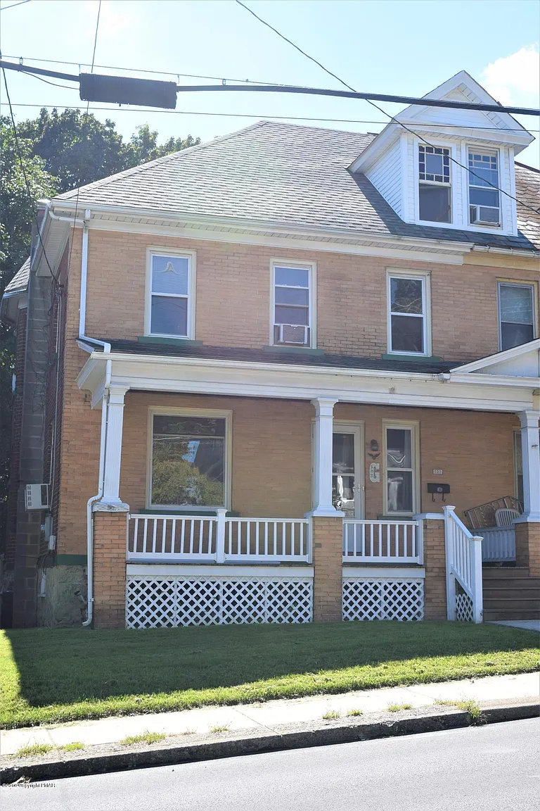 522 Market St photo 1