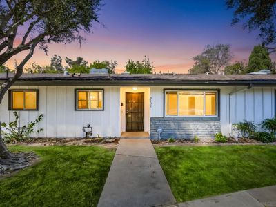 810 E Washington Ave E UNIT E, Escondido, CA, 92025