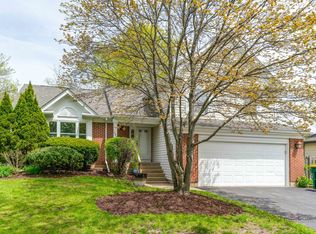130 Newfield Ct, Buffalo Grove, IL 60089