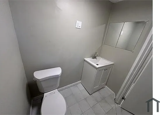 1636 E State St #1 — Photo 10