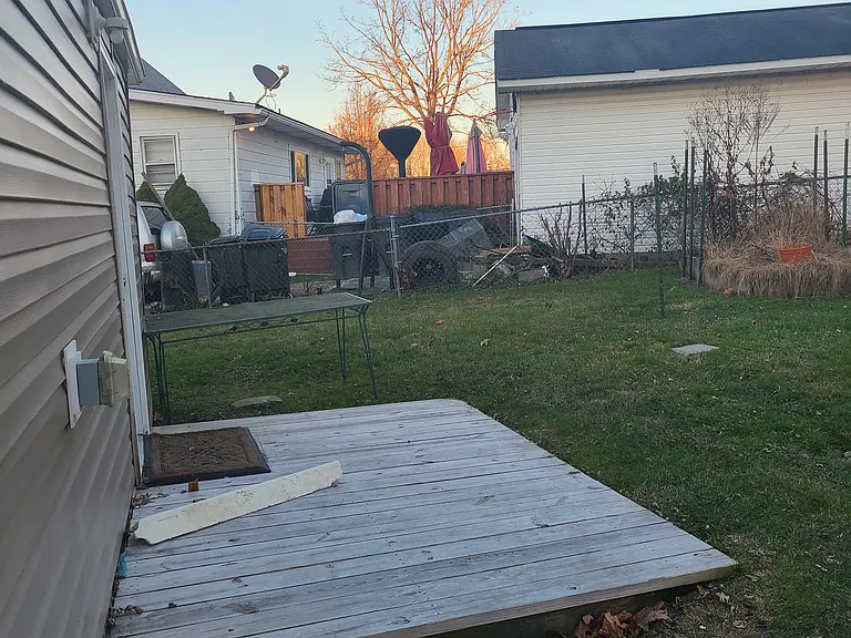 110 Summers St — Photo 38