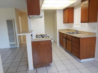 833 Gaviota Ave #A, Long Beach, CA 90813