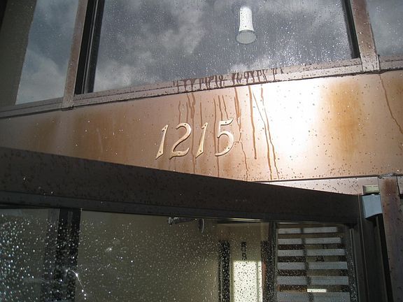 2nd image of 1215 NE Grant St Unit B