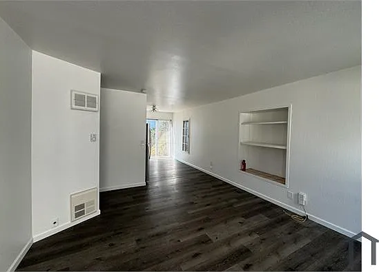 2 bed, 700 sqft, $2,625 — Photo 2