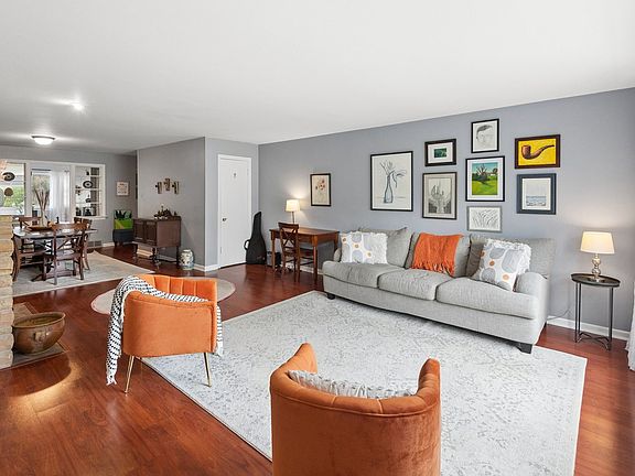 3rd image of 624 S Madison Ave