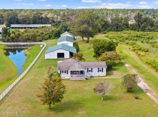 2923 Sloop Point Loop Rd, Hampstead, NC 28443