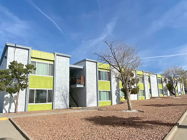 Vista Ventana Apartments — Photo 1