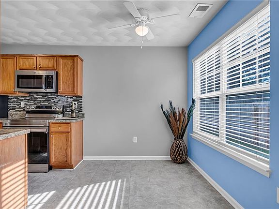 5th image of 2708 Omar St