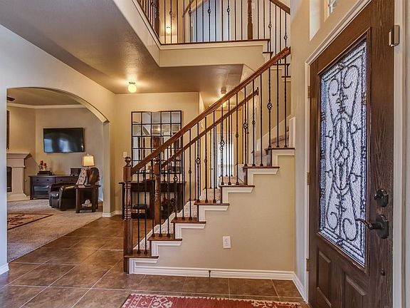 2nd image of 1312 Pillar Bluff Way