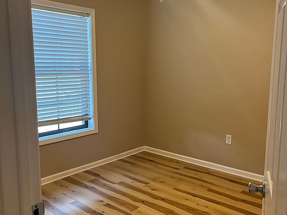 5th image of 617 Baptist St APT P