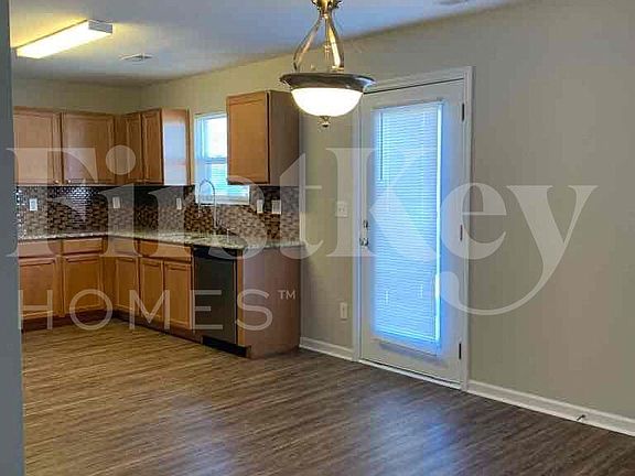 4th image of 3185 Asheton Grove Ct