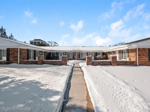 30623 Washington Blvd, Warren, MI 48093