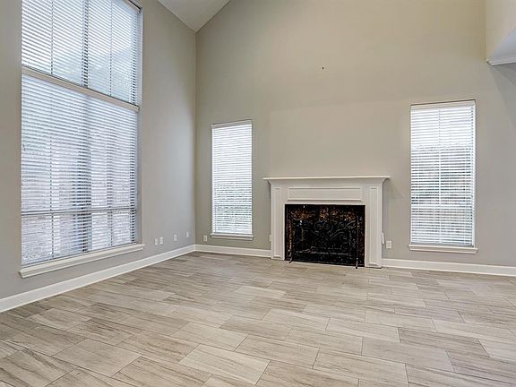 5th image of 1519 Potomac Dr Unit C