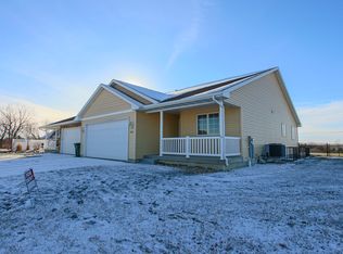 1975 Red Tail Dr, Waterloo, IA 50701