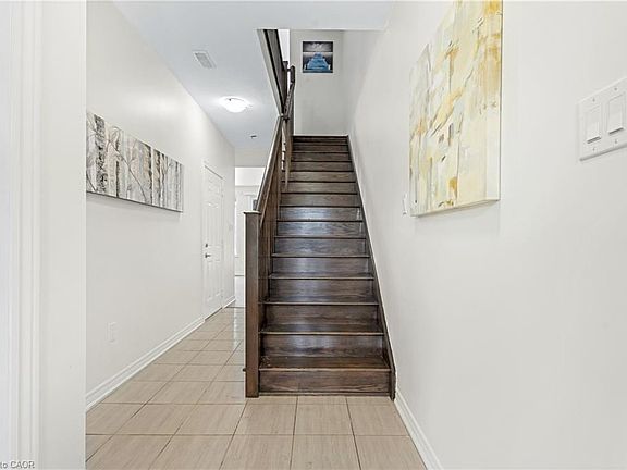 5th image of 6 Waterview Ln