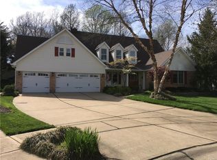 1223 Park Meadow Dr, Fenton, MO 63026