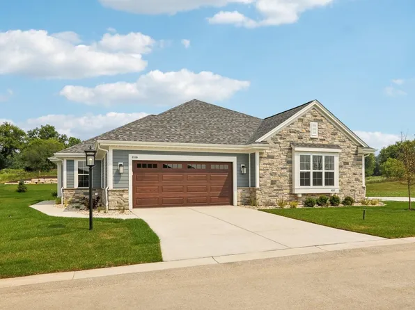 2119 Bluestem DRIVE #0201, Waukesha, WI 53188