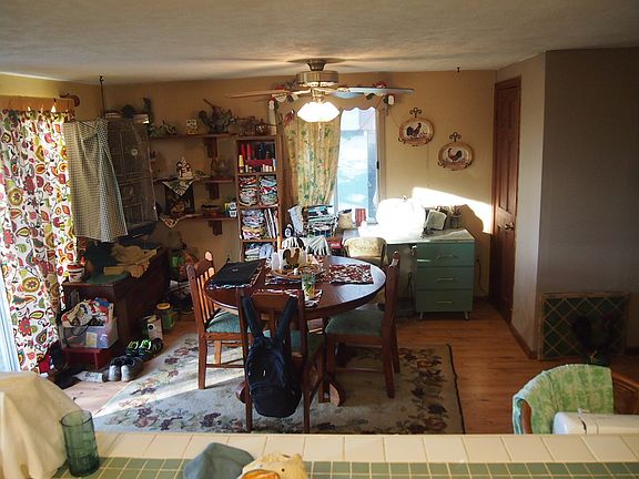 2nd image of 2628 N Highway 81