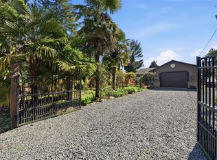 1220 Marina Way, Nanaimo, BC V9P 9B8