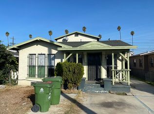 621-623 W 62nd St, Los Angeles, CA 90044