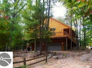 469 Peninsula Trl, Traverse City, MI 49696