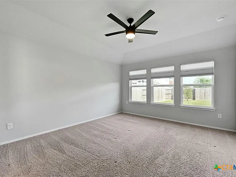 250 Sage Meadows Dr — Photo 13