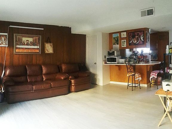 5th image of 5620 Hillsdale Blvd APT B
