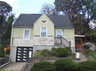 2124 Park Ln, McKeesport, PA