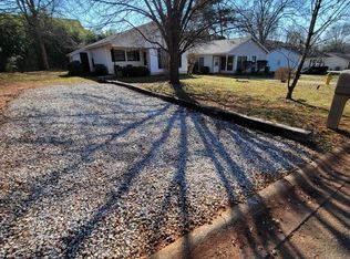 9 Cone Crest Ct, Greenville, SC 29609