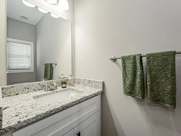 421 Pagebrook Dr — Photo 43