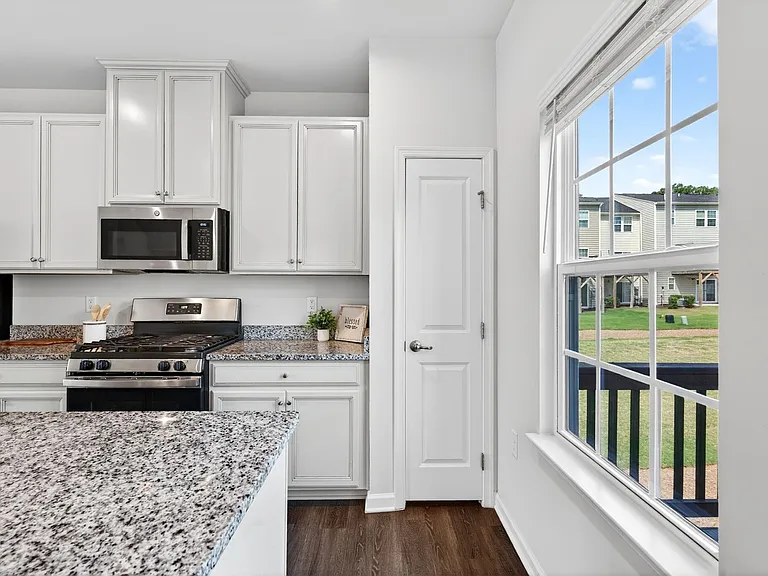 1232 Lizer Rd — Photo 17