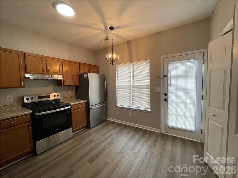 3129 Nevin Place Dr — Photo 6