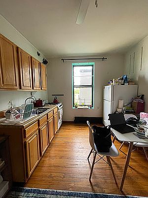 3rd image of 505 Lafayette Ave APT 4C