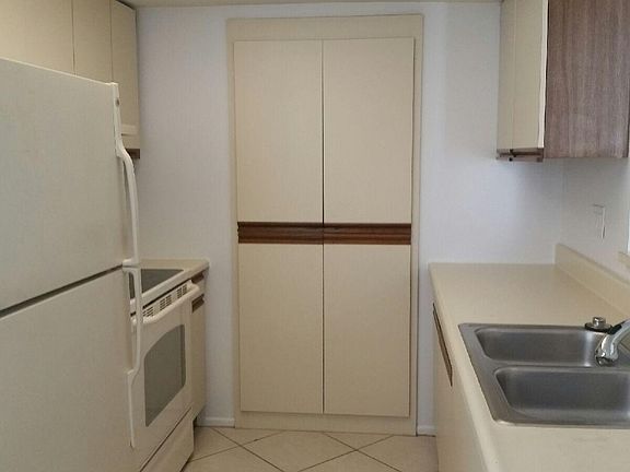 3rd image of 3290 SE Aster Ln APT D158