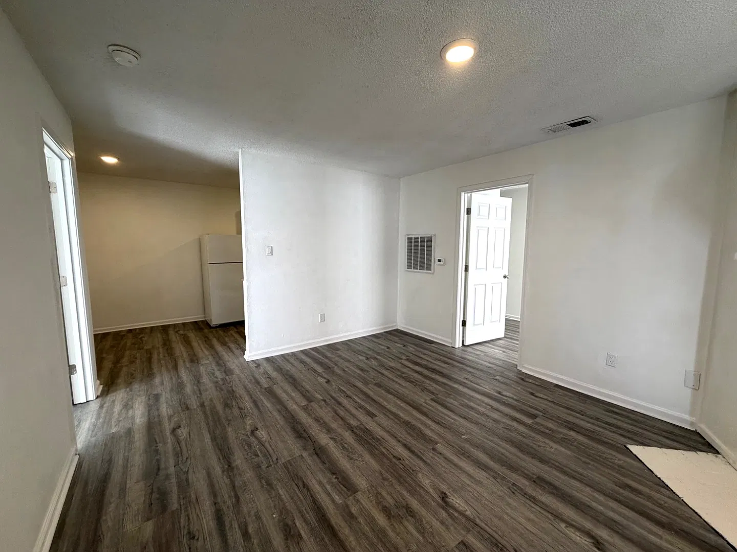 109 Limoges St - Unit D — Photo 3