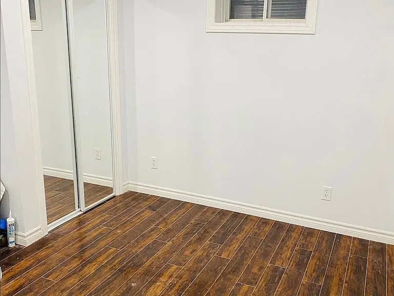 143 Baggs Cres #BASEMENT — Photo 5